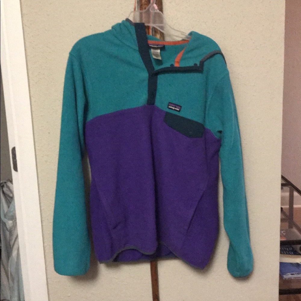 Retro Patagonia Hoodie